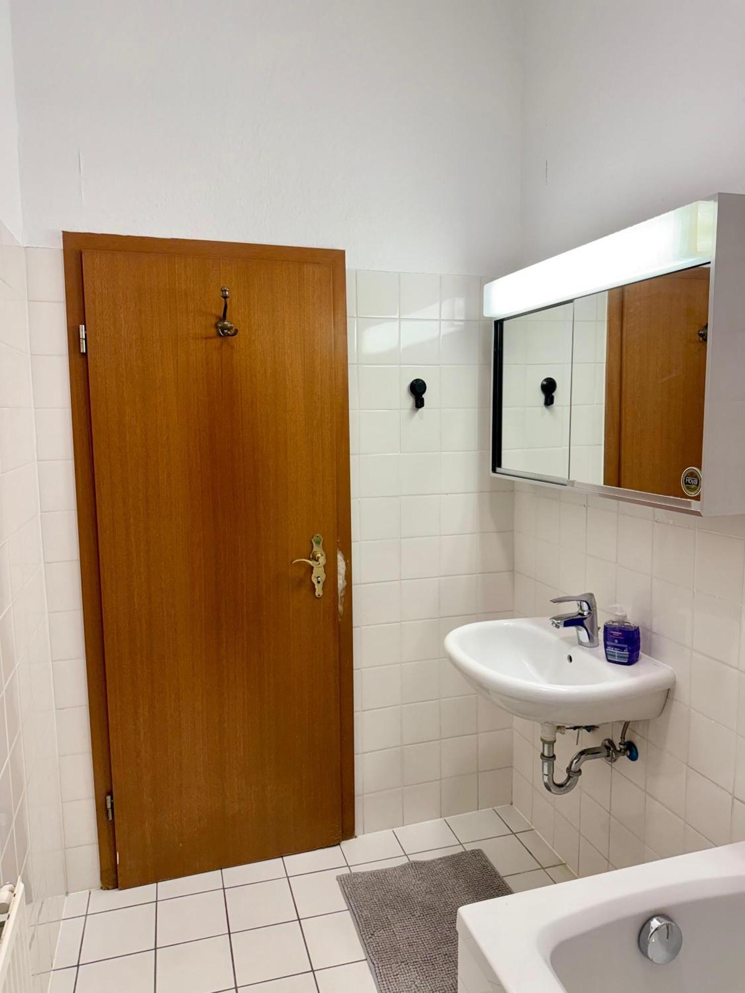 Wu Flats Apartment Вупертал Екстериор снимка